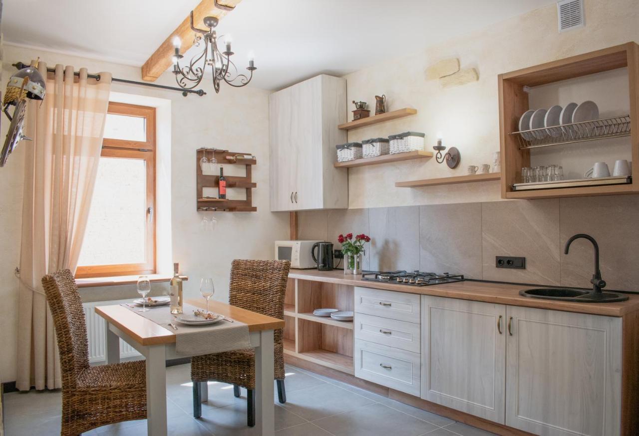 Гетьманські Палати , Старе Місто, 2 Спальні, Балкон-Тераса , 85 М Кв Camenița Exterior foto